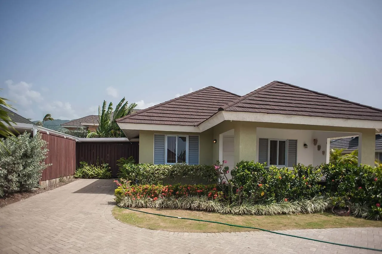Jamaica Shades @ Cool Shades Villa Priory